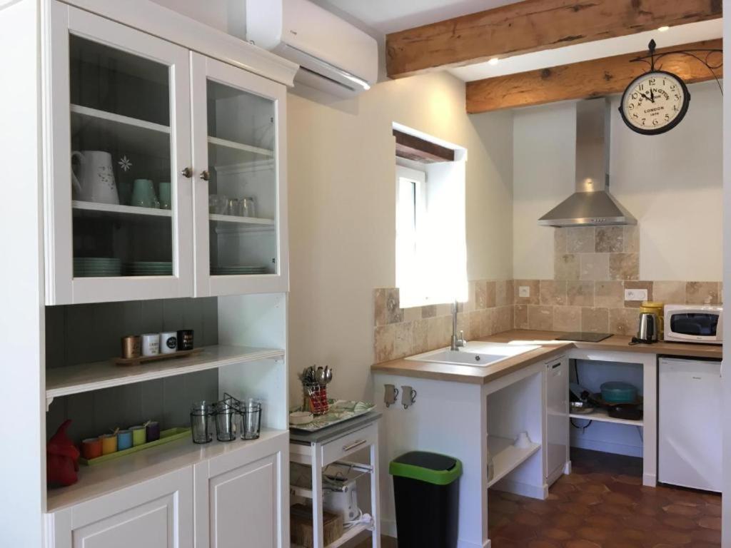 Le Mas Du Pigeonnier Réauville Exteriör bild